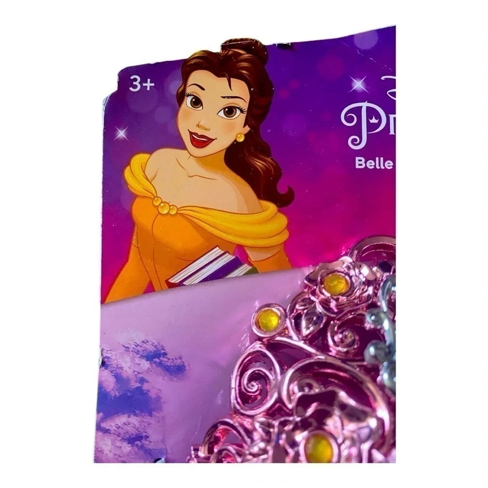 NWT-DISNEY-BELLE ACCESSORY SET